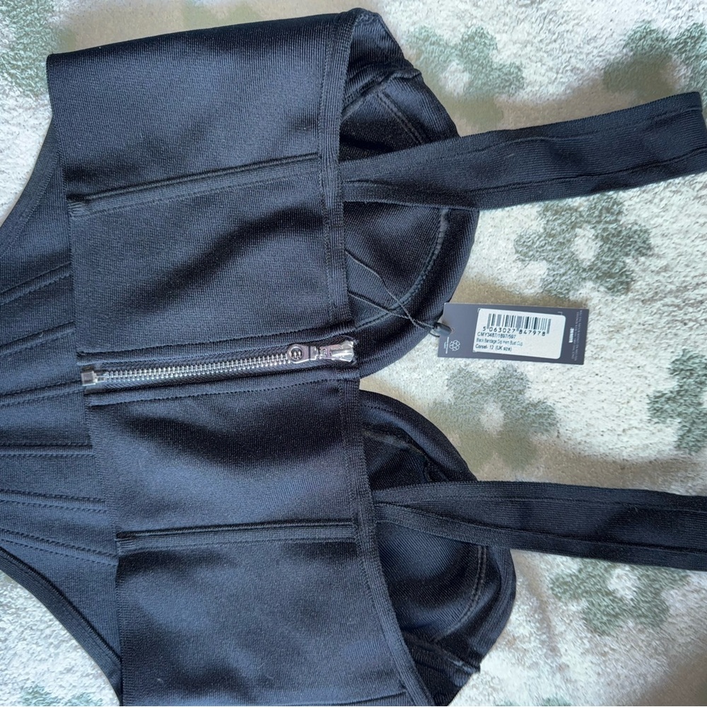 PrettyLittleThing Black bandage Corset Top - Picture 2 of 3